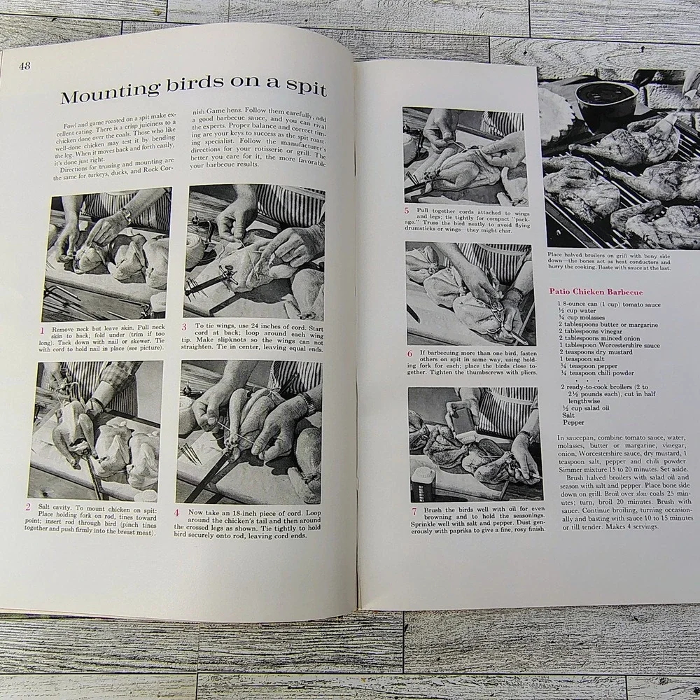 Better Homes and Gardens Barbecue Book Cookbook 1967 2nd Print HC VERY GOOD‎